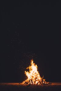 bonfire-1850646_1280